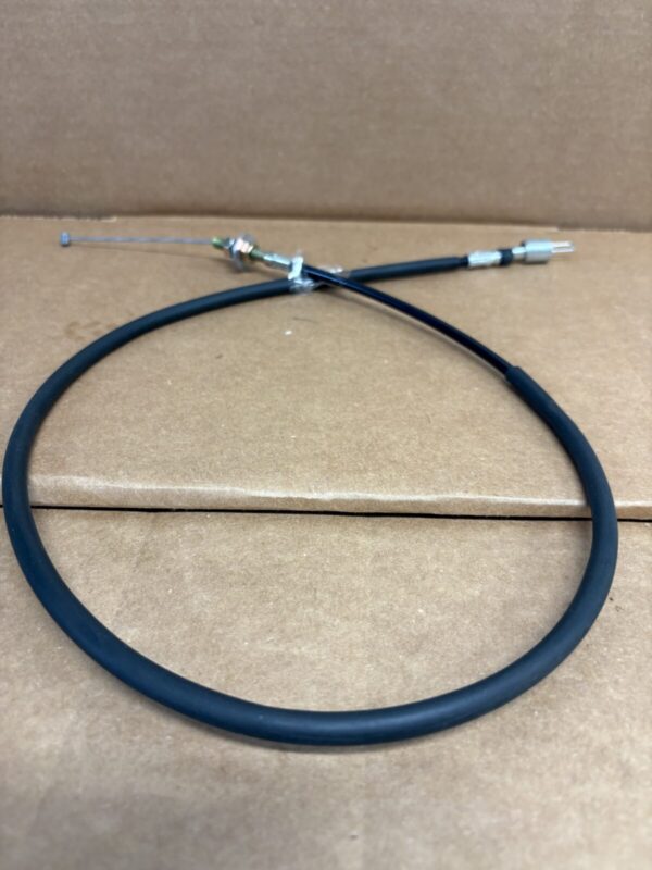 Bracket, accelerator cable snap in Accelerator Cable is 36-1/2" long Fits Club Car 2004-up DS carts Replaces OEM Number(s): 1023361-01 #6753